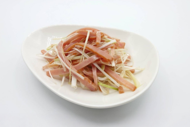 白髪ねぎと焼き豚の中華和え（おつまみ・ごはんにのっけて）
